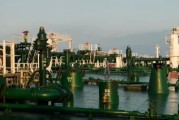 梦见野兔国际油价周二收高 地缘政治担忧与美元走弱双重支撑